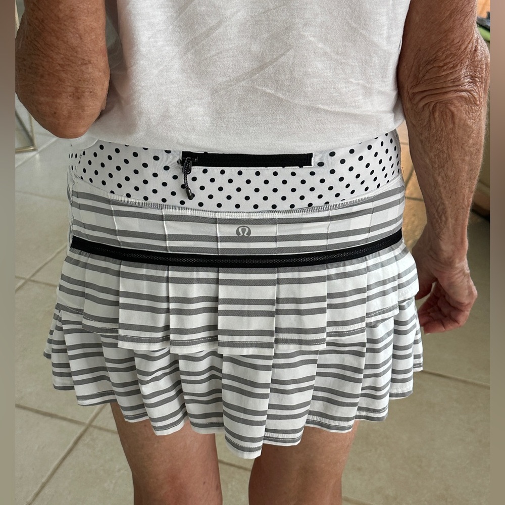 Lululemon Pace Setter skirt